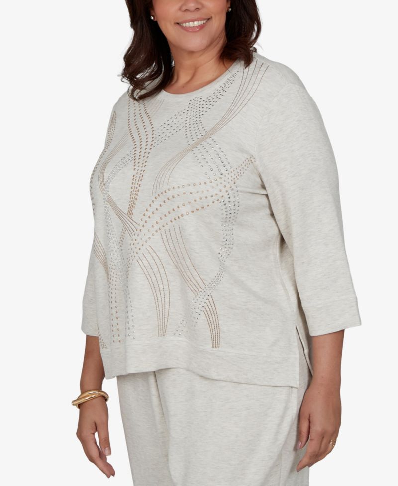 Plus Size 3/4-Sleeve Crewneck Knit Top