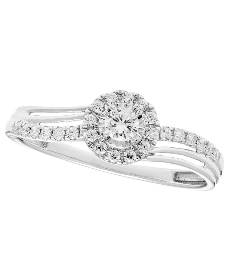 Diamond Halo Ring (1/4 ct. t.w.) in 14k White Gold
