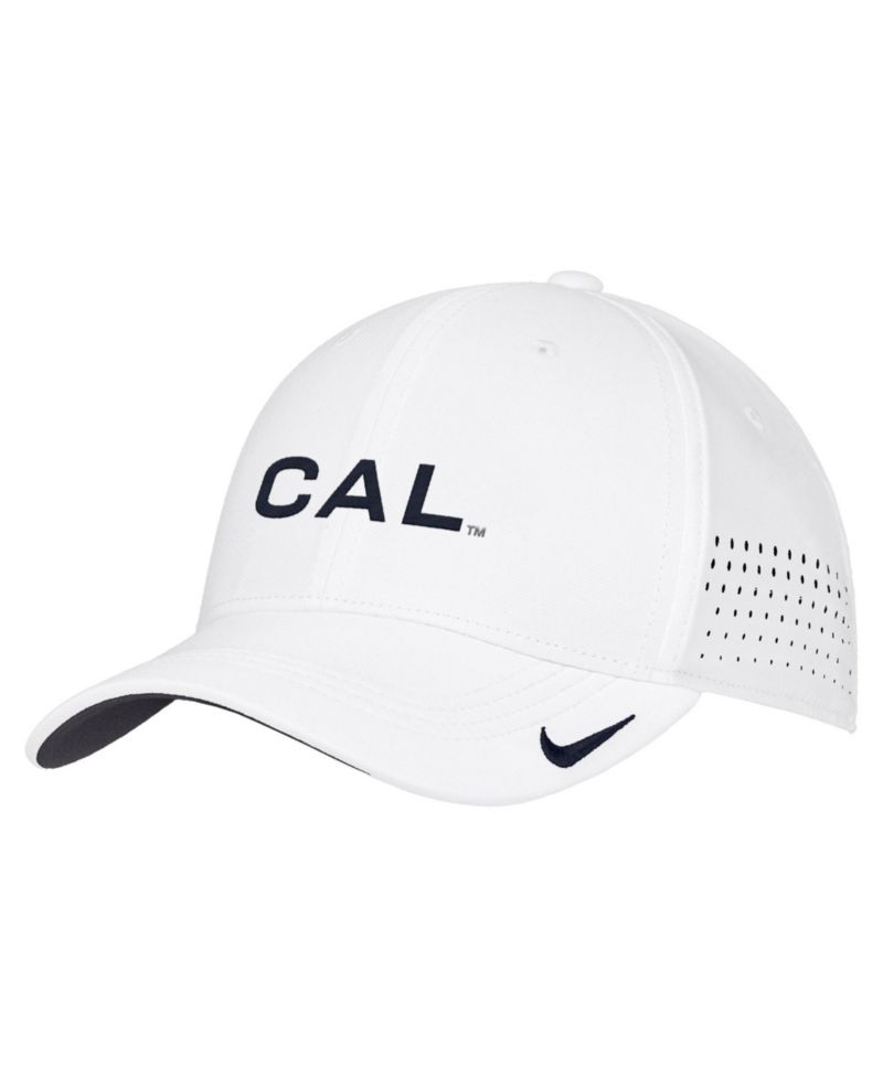 Men's White Cal Bears 2026 On-Field AeroBill SwooshFlex Dri-FIT Hat