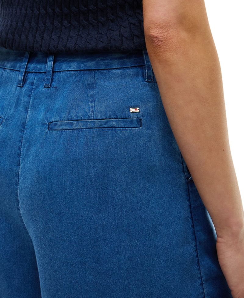 Women's High-Waisted Pleated Chambray Shorts