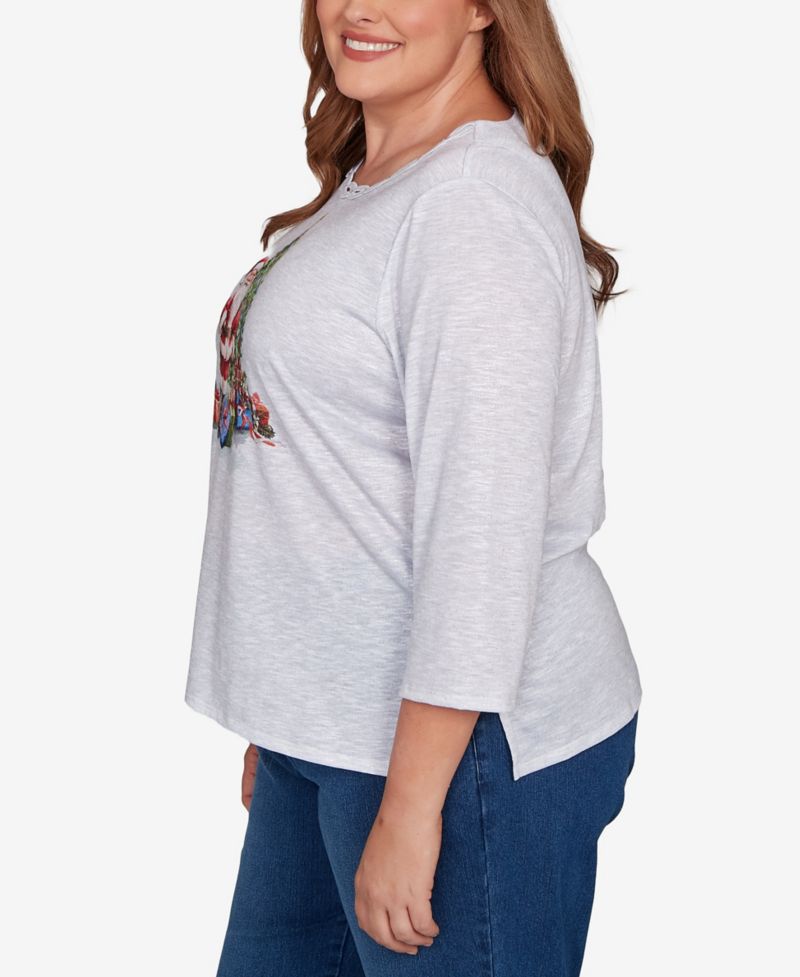 Plus Size Classic Santa and Tree Print Crew Neck Top