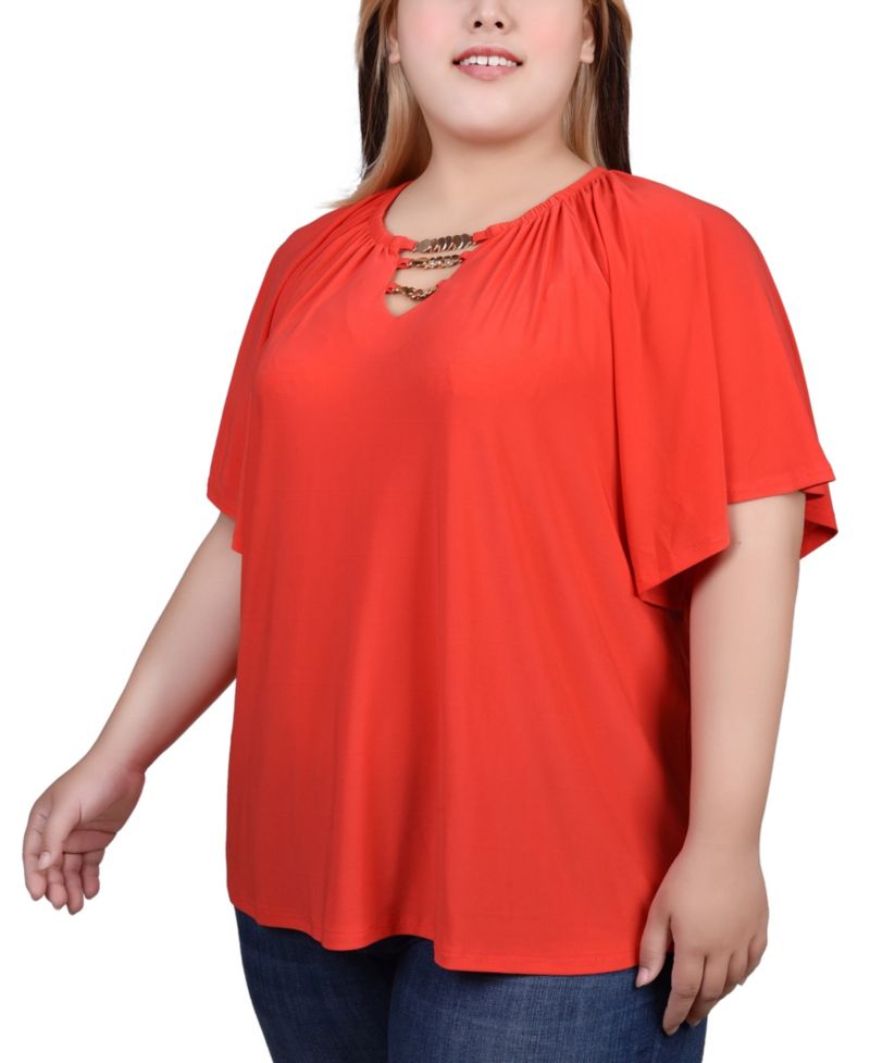 Plus Size Raglan Sleeve Top with Chain Details
