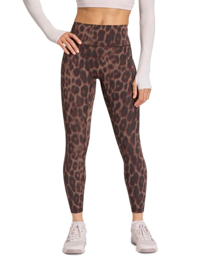 Women's Optim&eacute; Leopard 7/8 Leggings