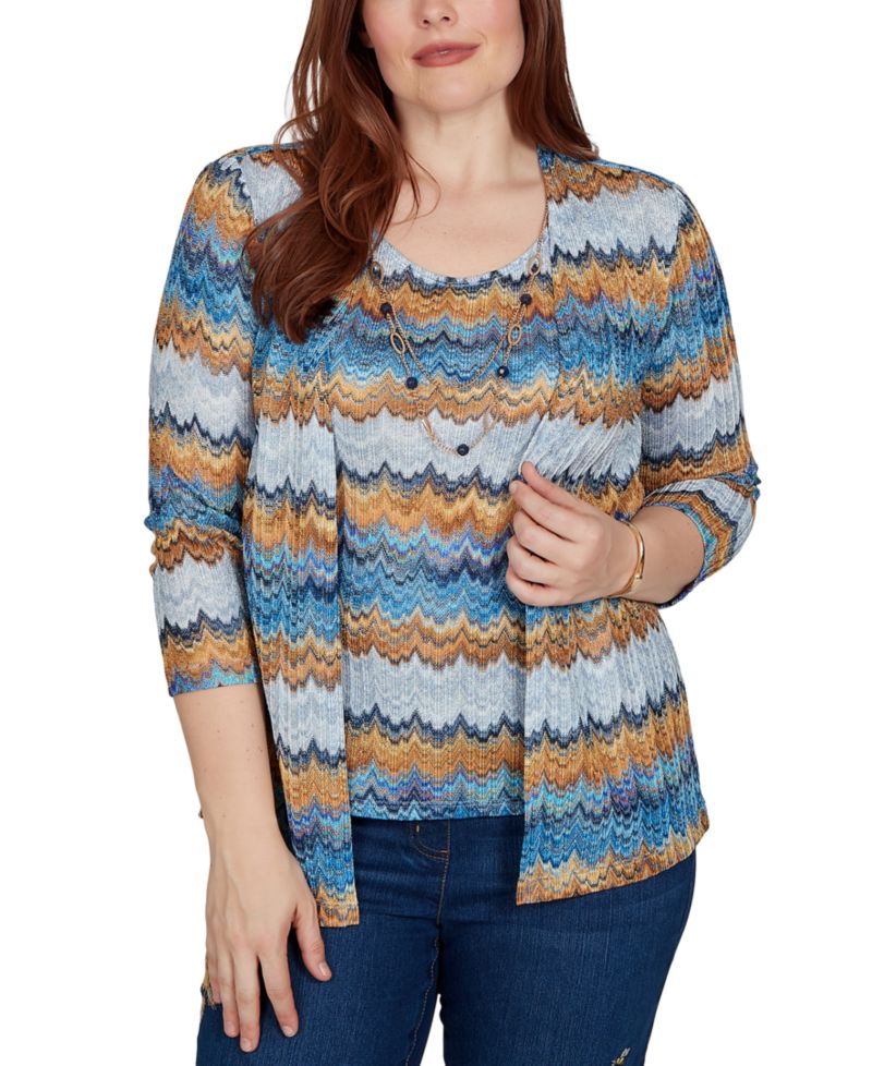 Petite 3/4-Sleeve Scoop Neck Top
