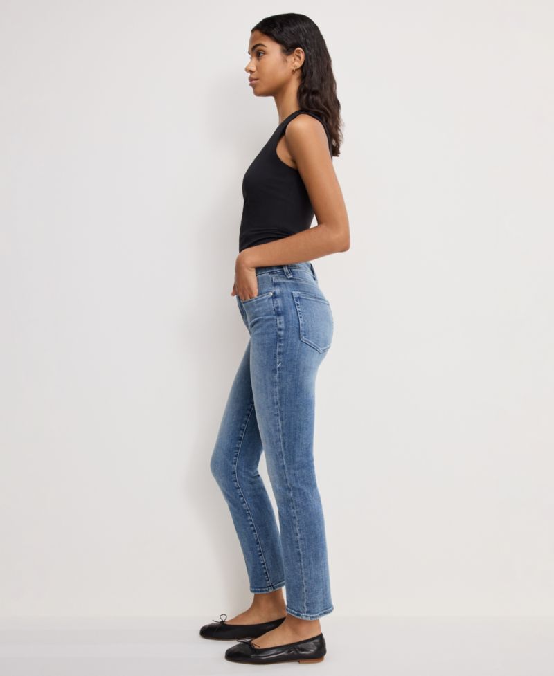 Women's Straight Leg Jeans