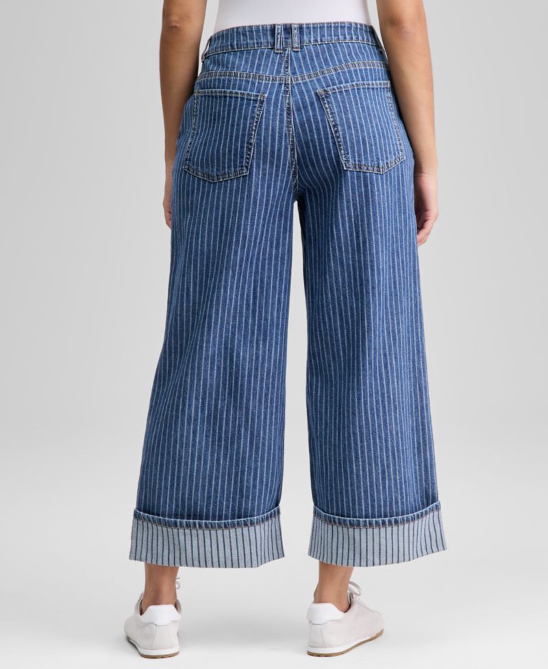 Women's Cuffed Wide-Leg Jeans