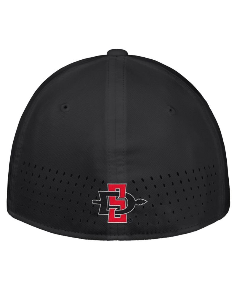 Men's Black San Diego State Aztecs 2026 On-Field AeroBill SwooshFlex Dri-FIT Hat
