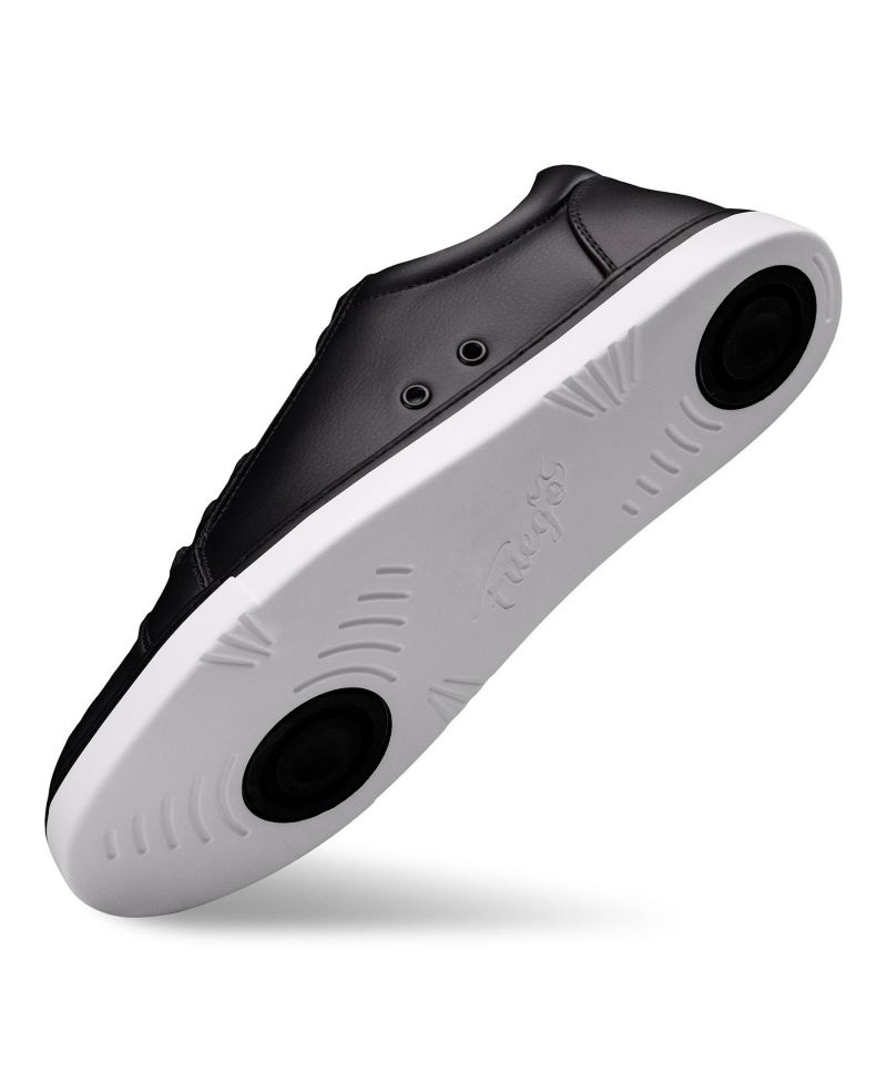 Big Kids' Black Low-top Sneaker