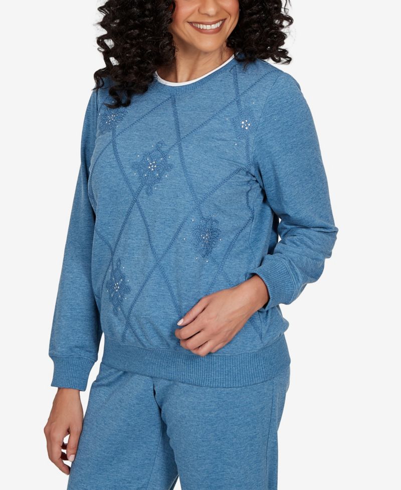Women's Long-Sleeve Crewneck Argyle Pullover Top