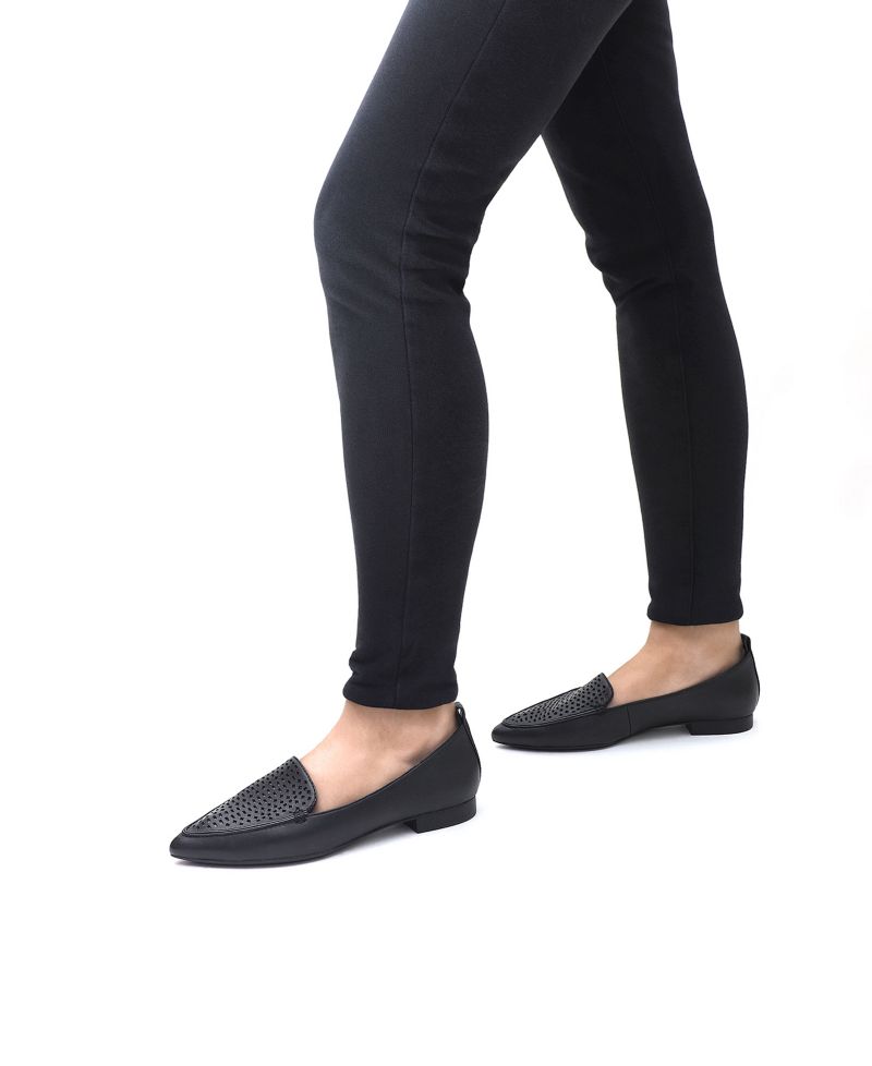 Women's Alessi Perf Pointed Toe Flats