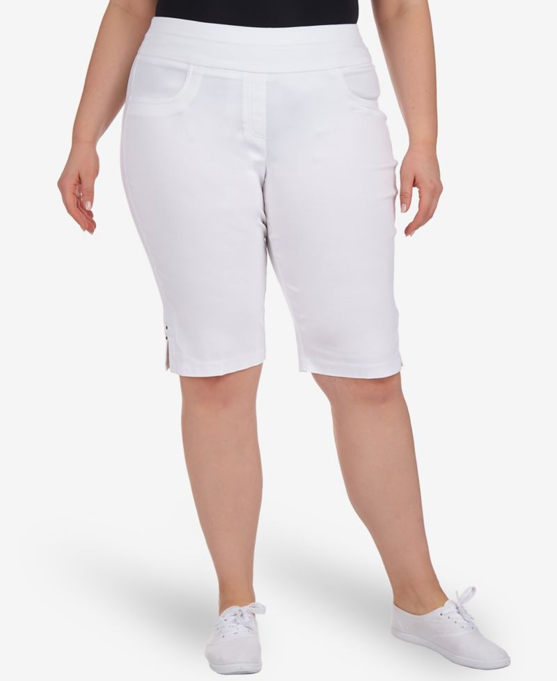 Plus Size Solid Color Tech Stretch Skimmer Shorts