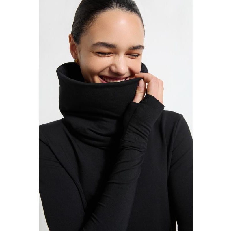 Women's Lisa Oversized-Collar Thumbhole Long-Sleeve Sweatshirt Dress