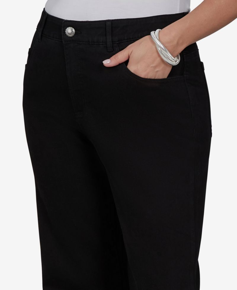 Plus Size Mid-Rise Flare Jeans