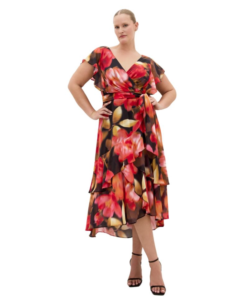 Plus Size Demure V-Neck Floral Maxi Dress