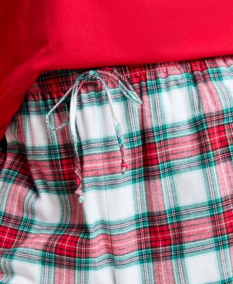 Women's Plus Size Merry Plaid Crew Neck Matching Family Pajamas Set