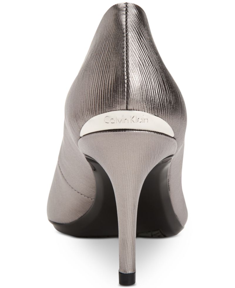 Women's Gayle Classic Pointed Toe Stiletto Pumps