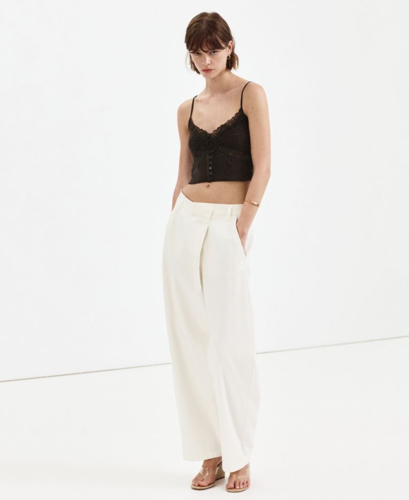 Women's Lace Fine-Knit V-Neck Crop Top