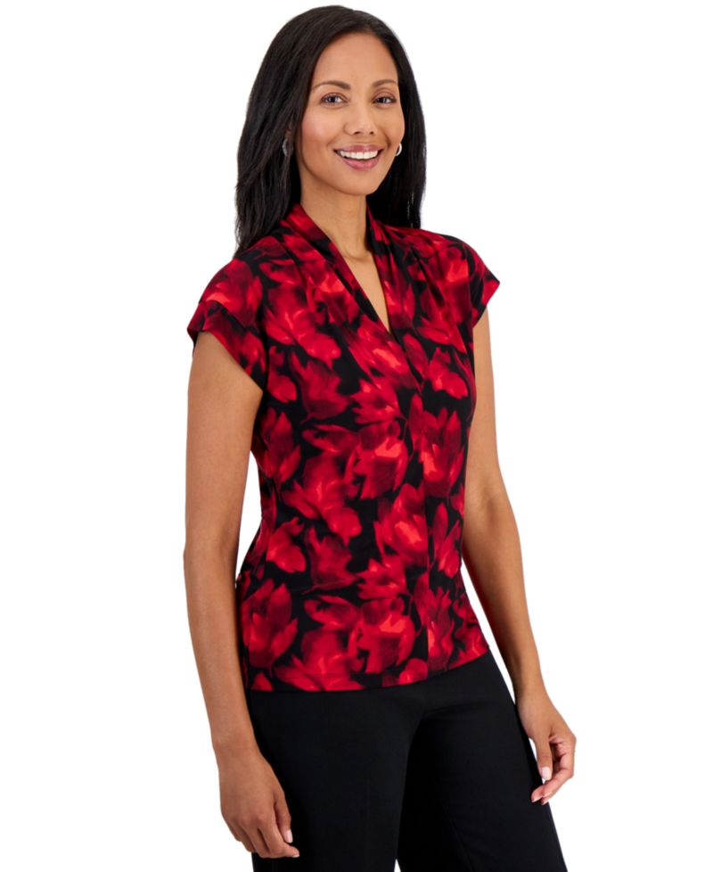 Petite Everyday Knit Floral Funnel Neck Short Sleeve Blouse