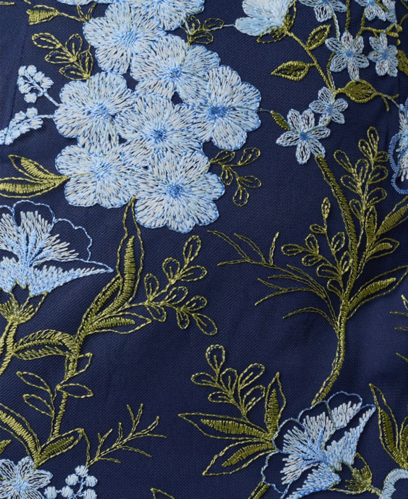 Women's Floral Embroidered Scoop Neck Dress