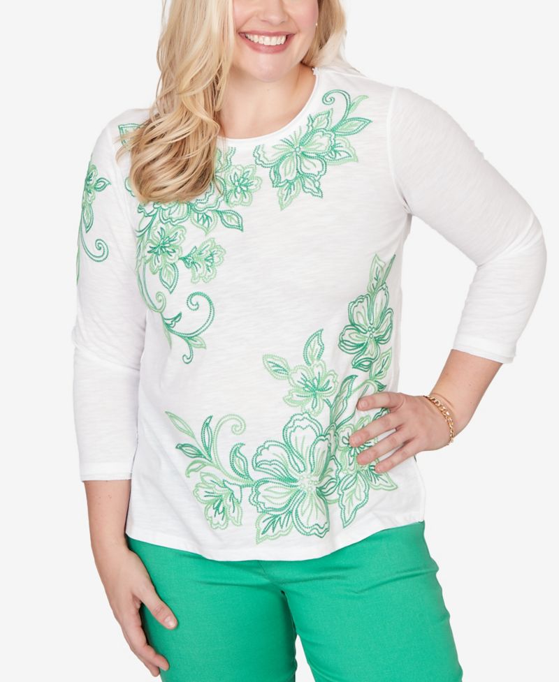 Women's Resort Living Tropical Flower Embroidered Top