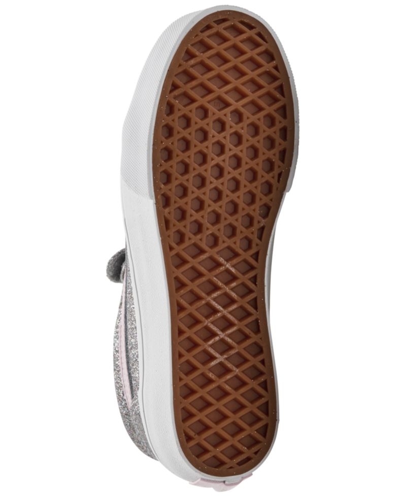 Little Boys' and Girls' Old Skool V Low-Top Retro Classic Sneakers from Finish Line