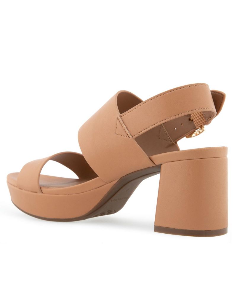 Women's Camilia Round Toe Platform Sandals