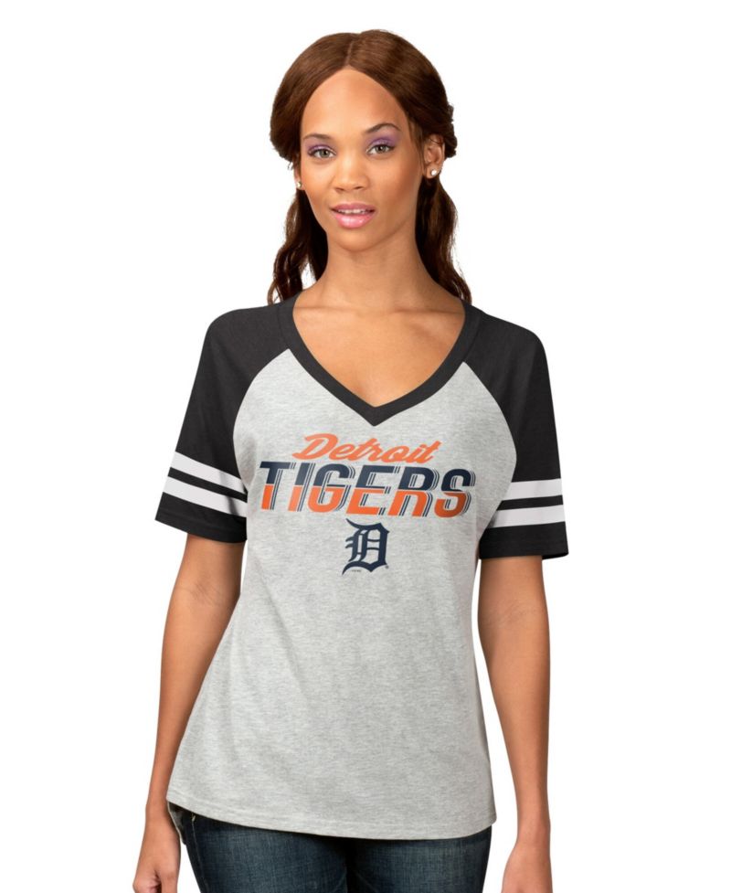 Women's Heather Gray Detroit Tigers Goal Line Raglan V-Neck T-Shirt