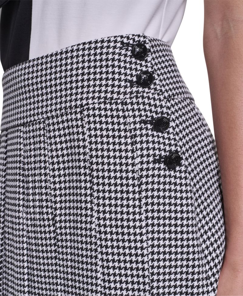 Women's Knee-Length Pleated Skirt