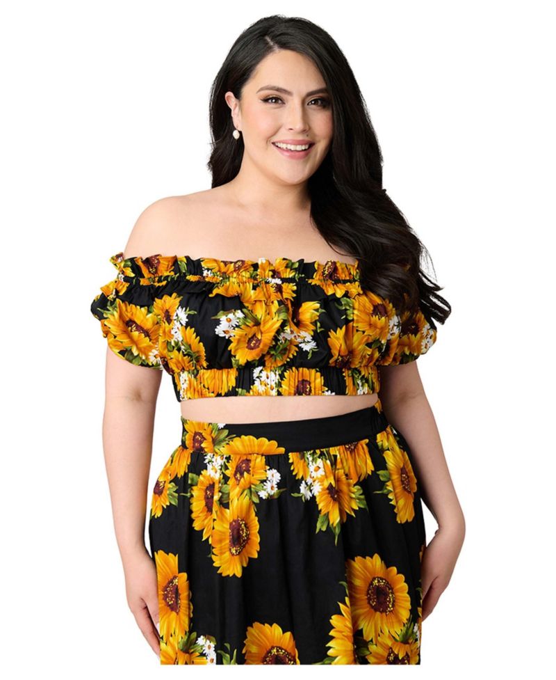 Plus Size 1970s Ruffle Up Crop Top