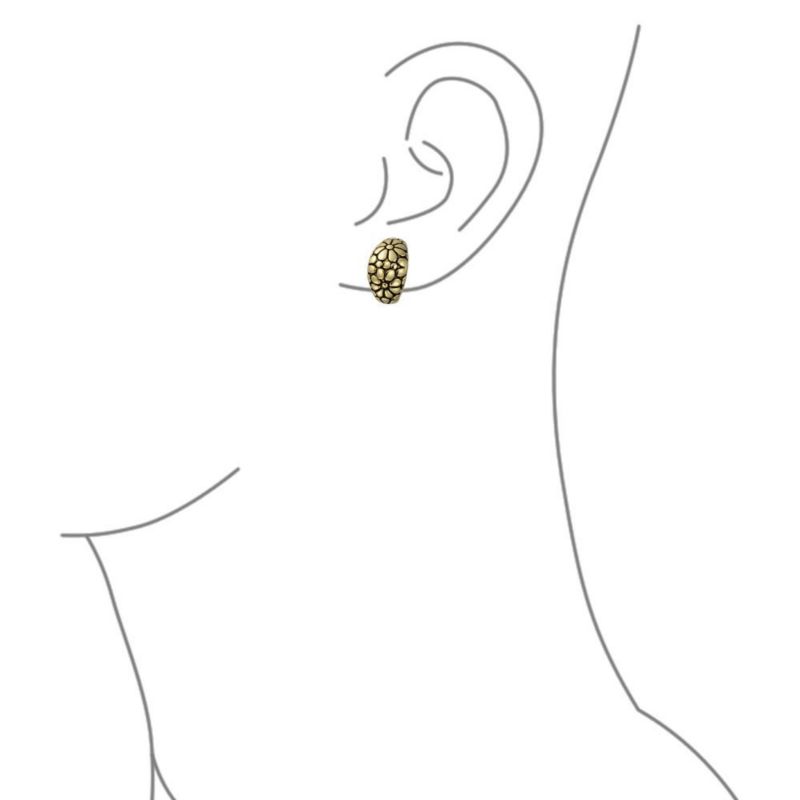 Daisy Flower Clip On Earrings Shrimp Style Oxidized Silver Plated