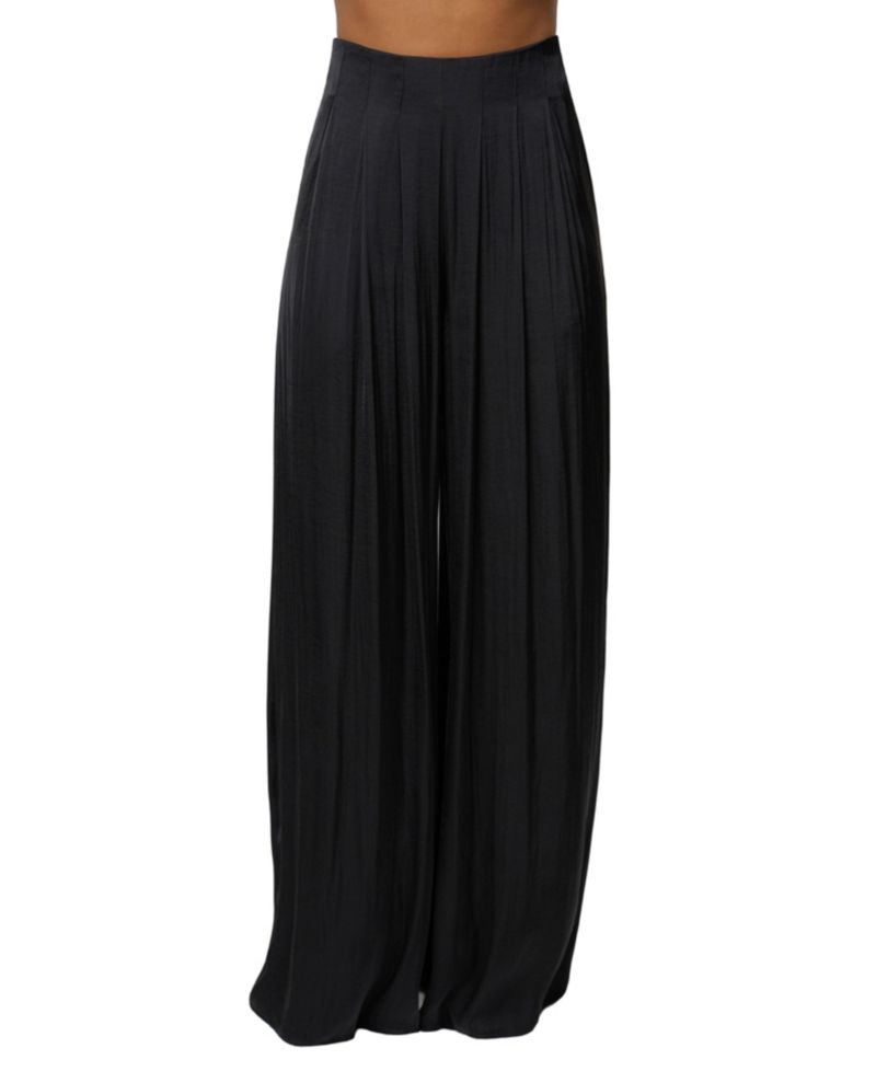 Women's Core Form Pleated Trouser