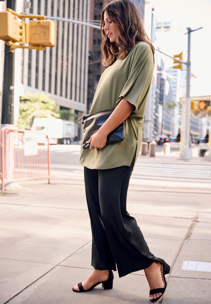 Plus Size Women's Capelette Tunic