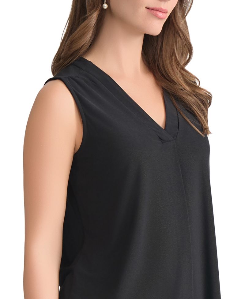 Women's Crepe Sleeveless V-Neck Top