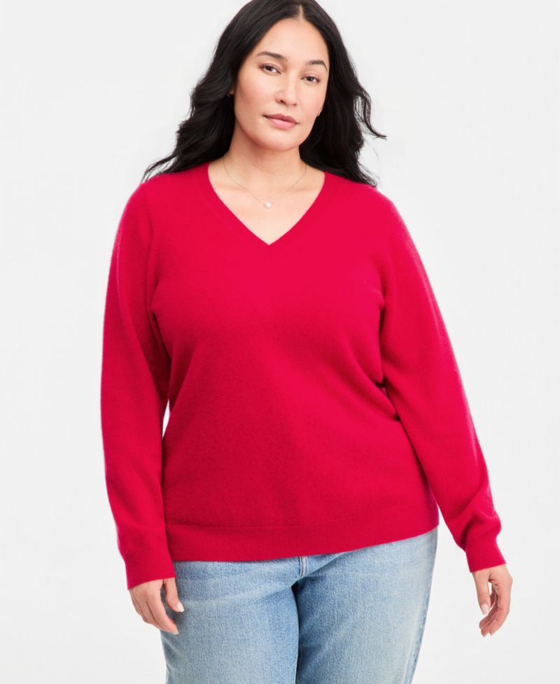 100% Cashmere Petite V-Neck Long-Sleeve Sweater