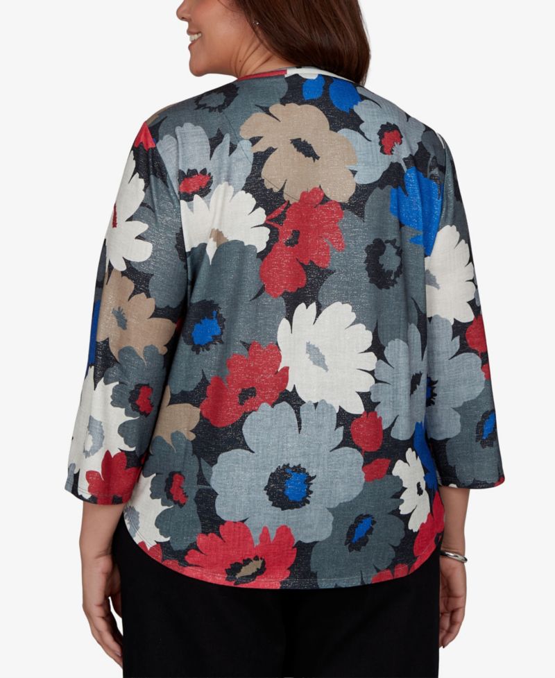Plus Size Floral V-Neck 3/4-Sleeve Blouse