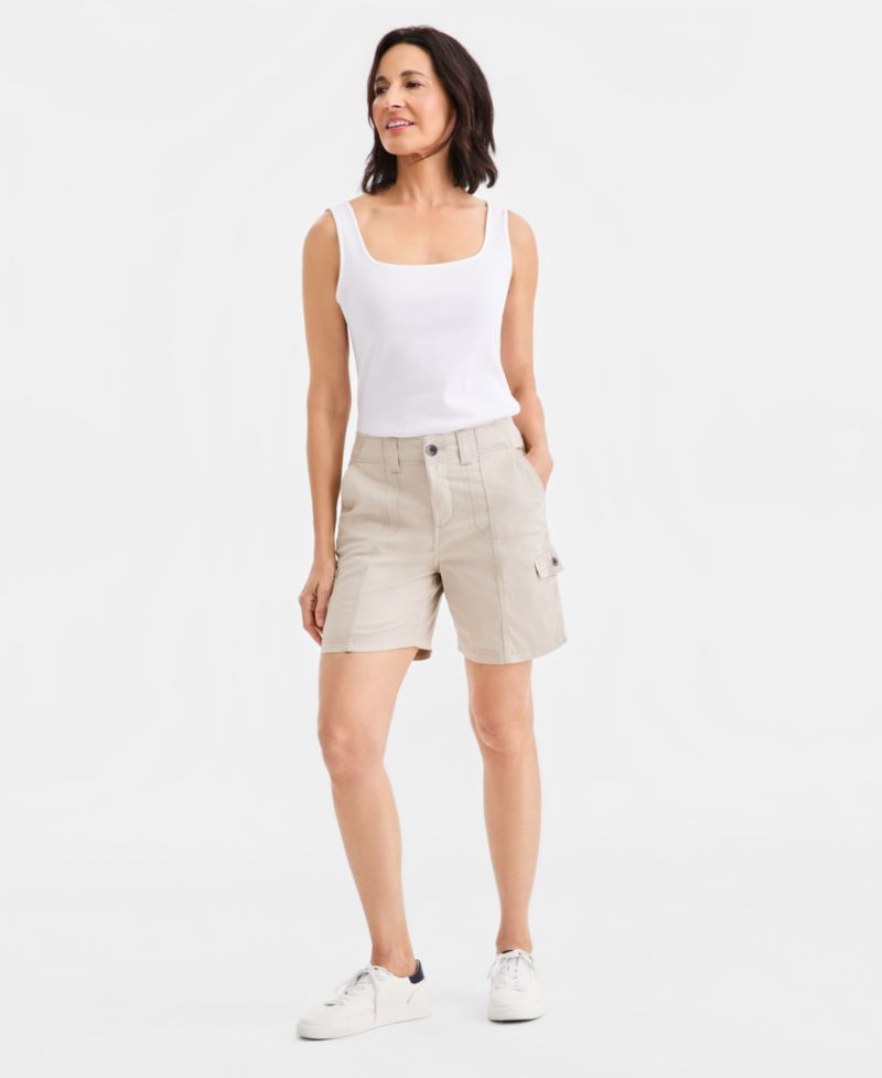 Women's Petite Mid-Rise Comfort-Waist Cargo Shorts