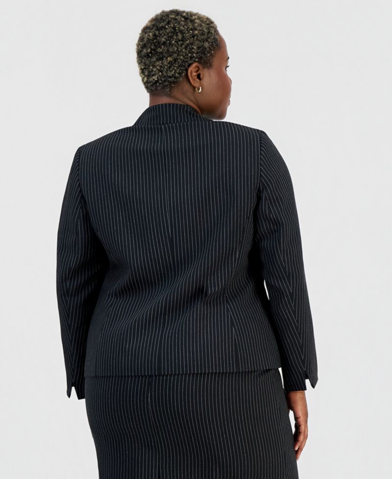 Plus Size Three-Button Notch-Collar Jacket & Slim Skirt Suit