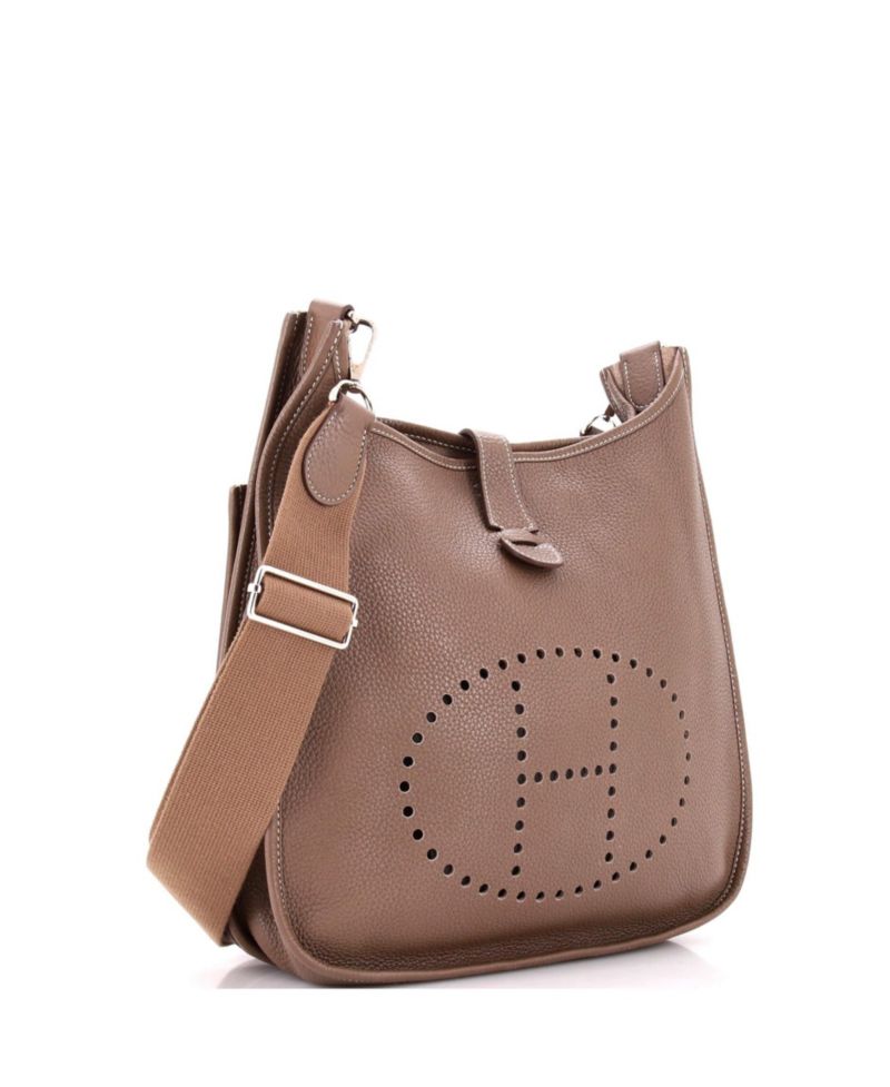 Pre-Owned Herm&eacute;s Evelyne GM Gen III Clemence Bag