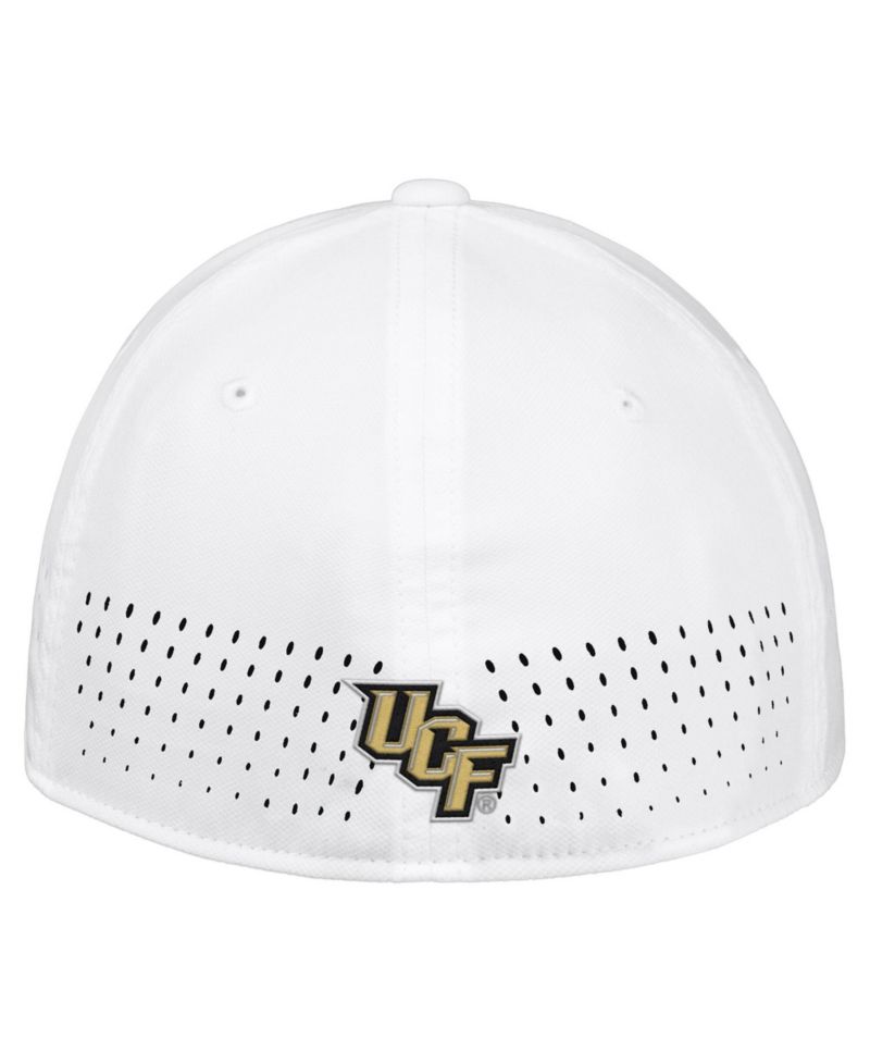 Men's White UCF Knights 2026 On-Field AeroBill SwooshFlex Dri-FIT Hat