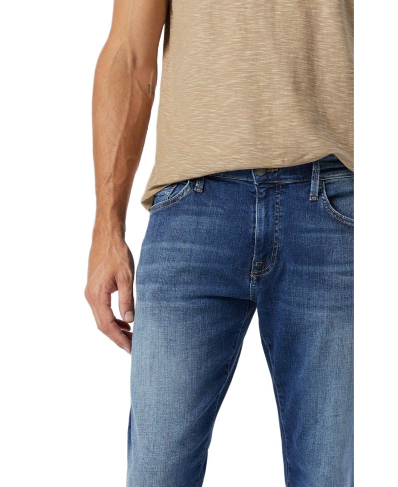 Men's Zach Straight-Leg Stretch Jeans