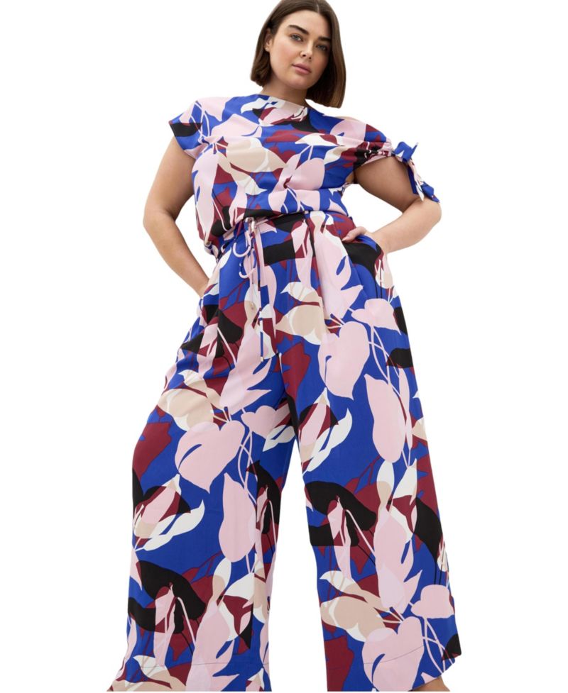 Plus Size Off-Shoulder Short-Sleeve Top