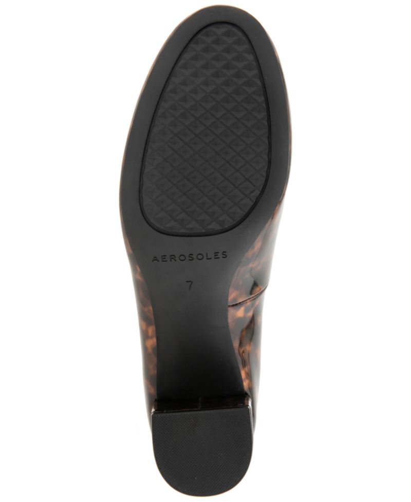 Women's Ebel Round Toe Dress Pumps