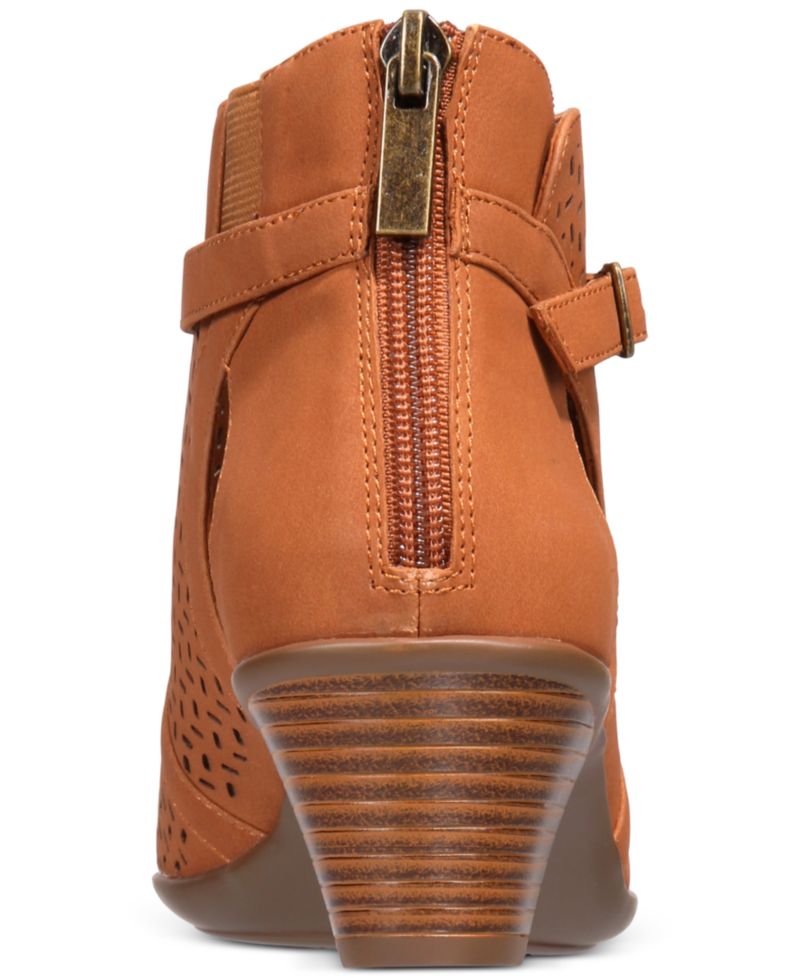 Carrigan Sandals