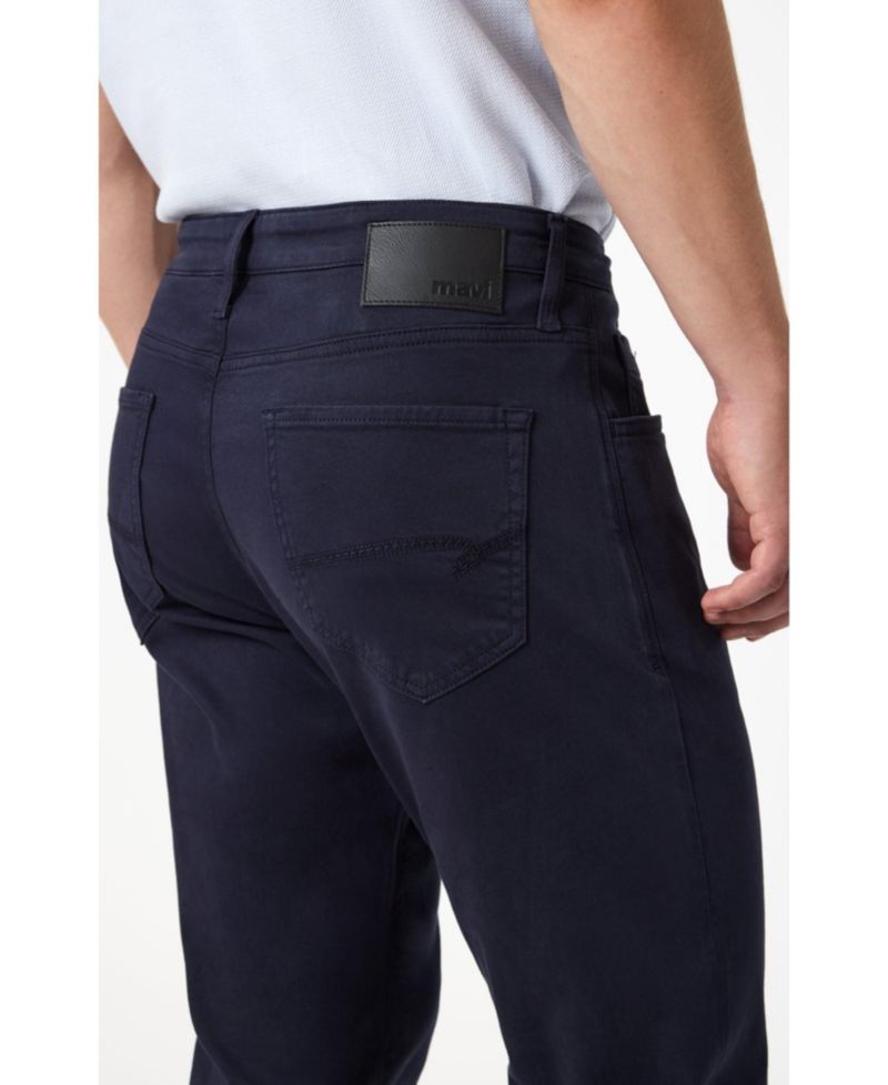 Men's Mavi Matt Relaxed Straight Leg In Dark Navy Casual Twill