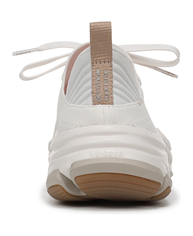 Women's Devotion Max Fuse Walking Lace-Up Sneakers