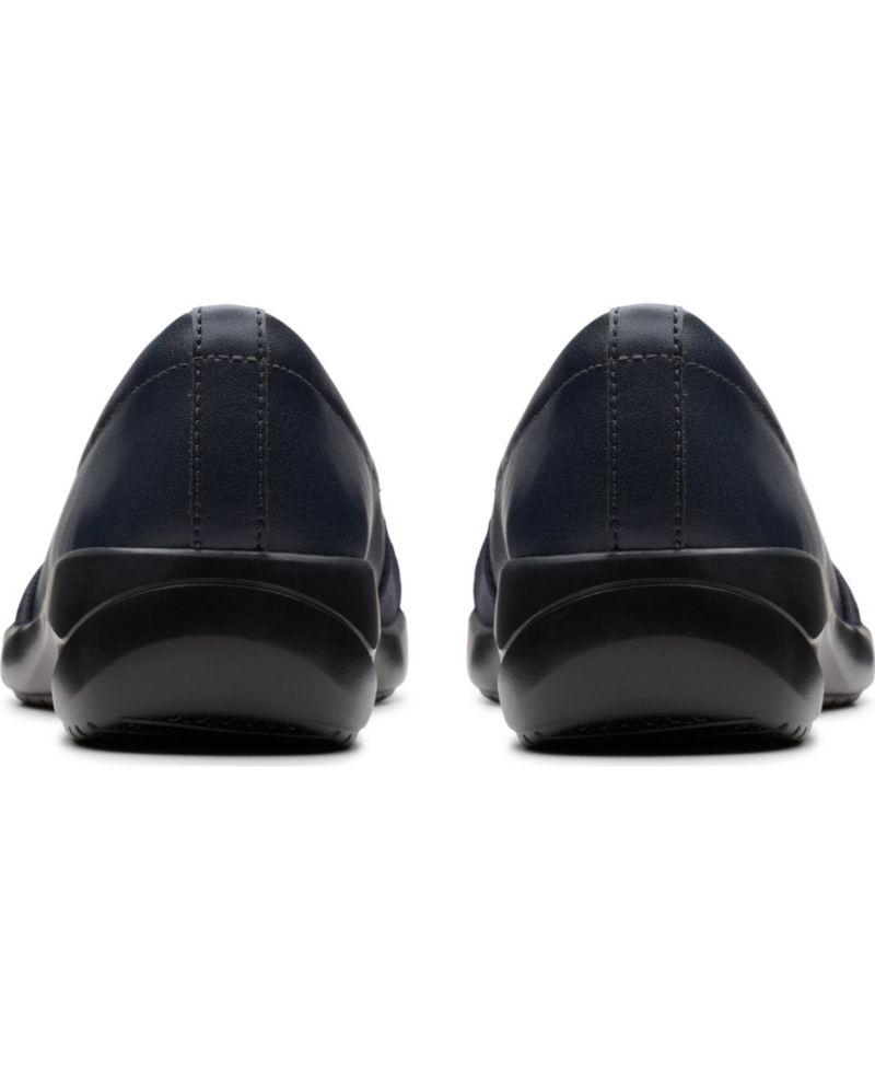 Women's Kaetlyn Rhea Round Toe Loafers