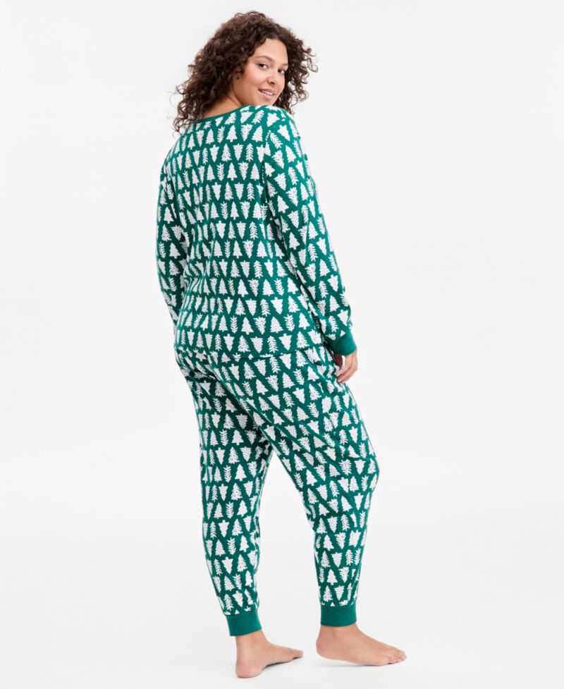 Wpmen's Plus Size Tree Geo Pajama Set