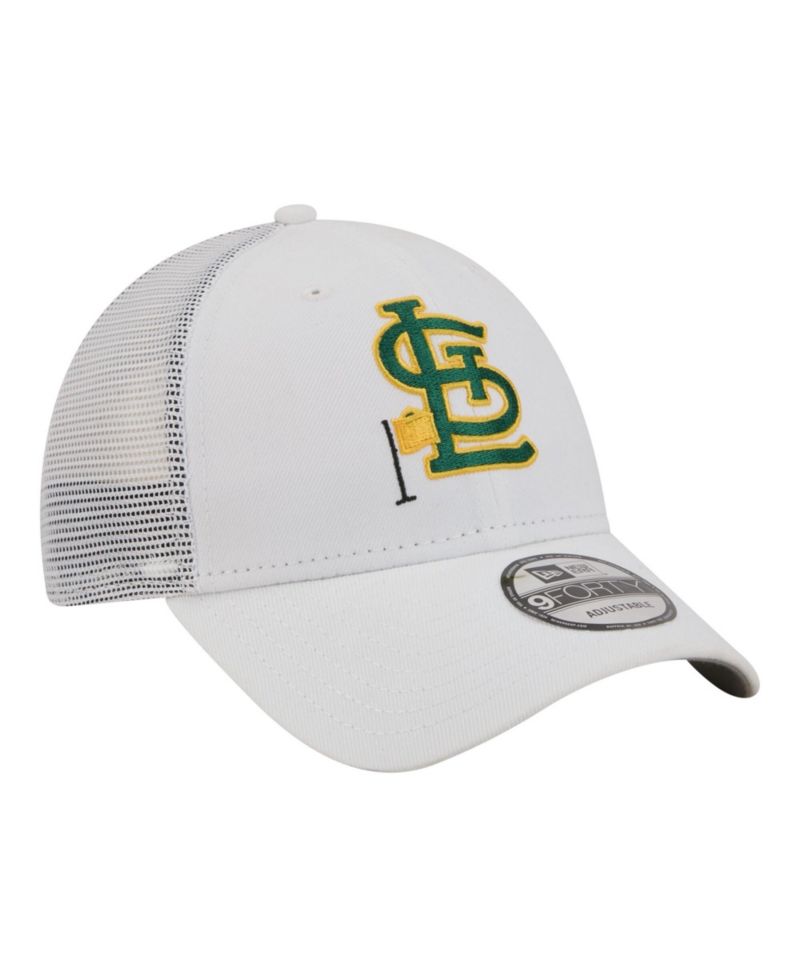 Men's White St. Louis Cardinals Flag 9FORTY Trucker Adjustable Hat
