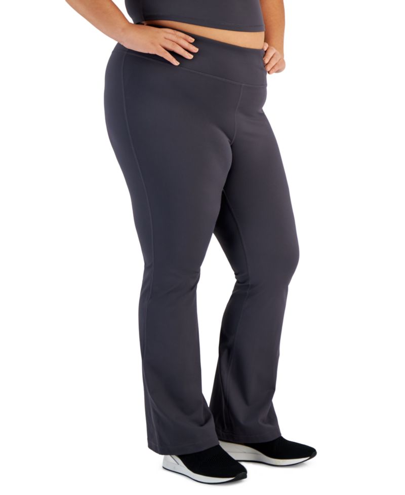 Plus Size High Rise Flared Leggings