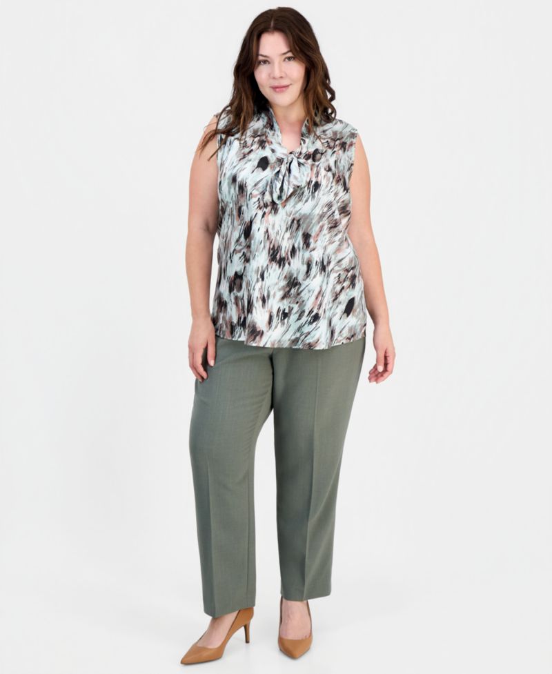 Plus size Sleeveless Tie-Front Top